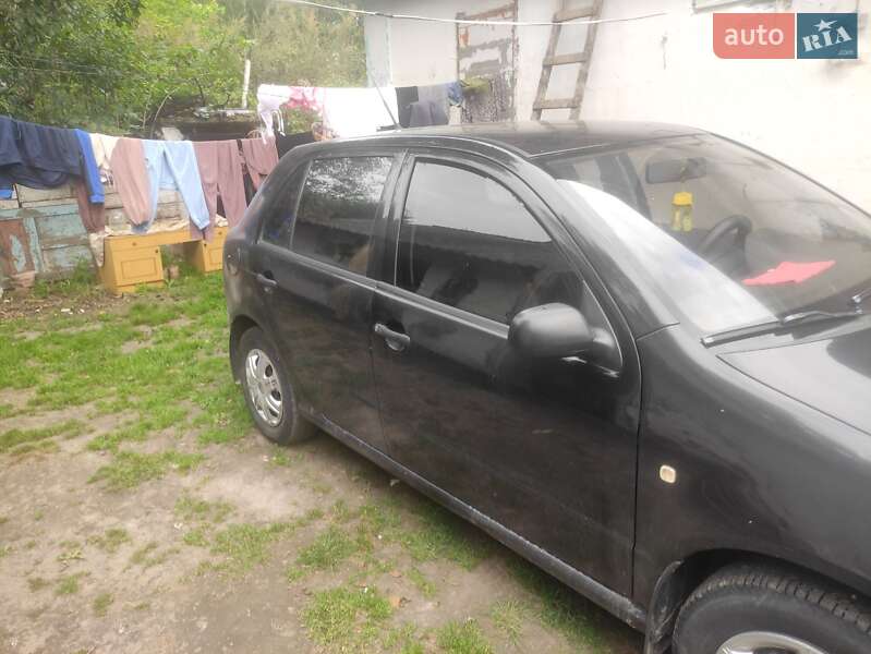 Хетчбек Skoda Fabia 2003 в Звягелі