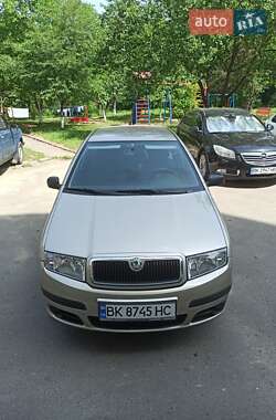 Універсал Skoda Fabia 2005 в Рівному