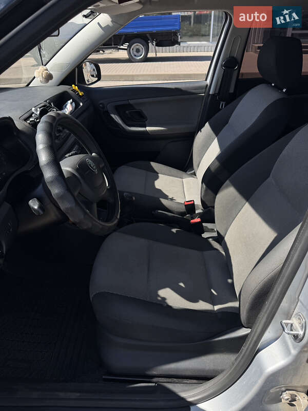 Хэтчбек Skoda Fabia 2011 в Полтаве