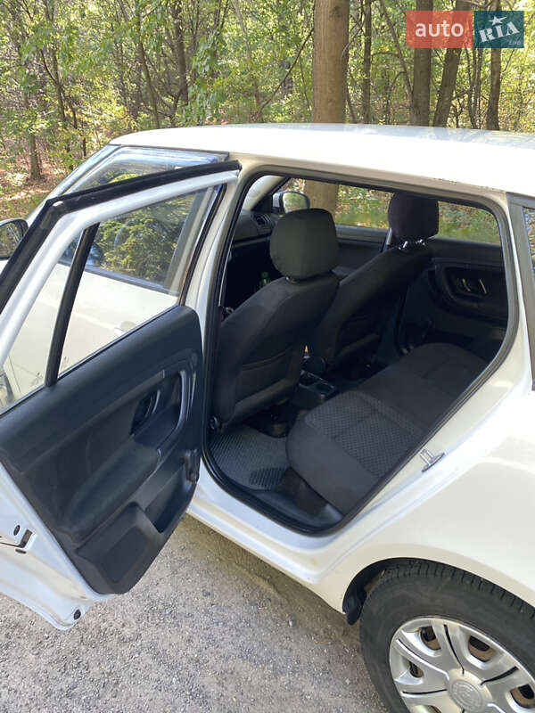 Универсал Skoda Fabia 2012 в Тетиеве фото 7 Универсал Skoda Fabia 2012 в Тетиеве