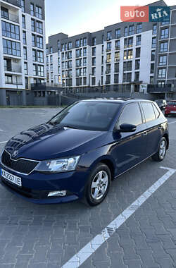 Хэтчбек Skoda Fabia 2016 в Черкассах
