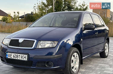 Хэтчбек Skoda Fabia 2006 в 