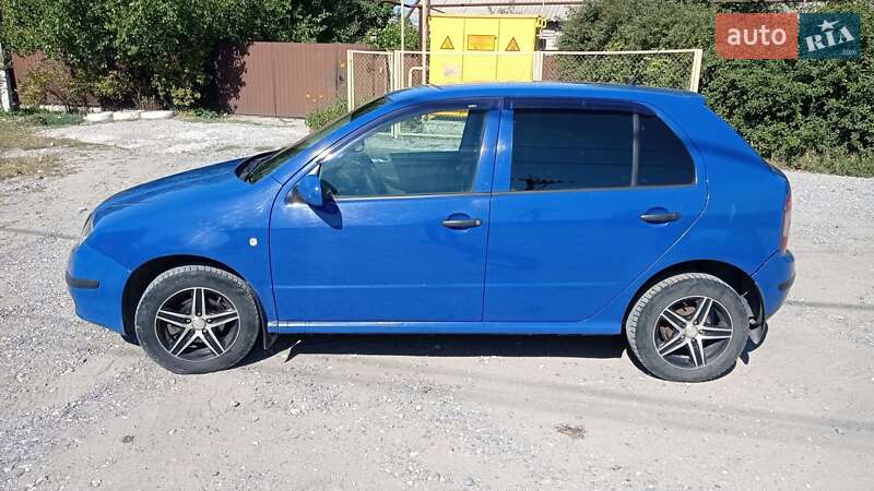 Хэтчбек Skoda Fabia 2006 в Запорожье