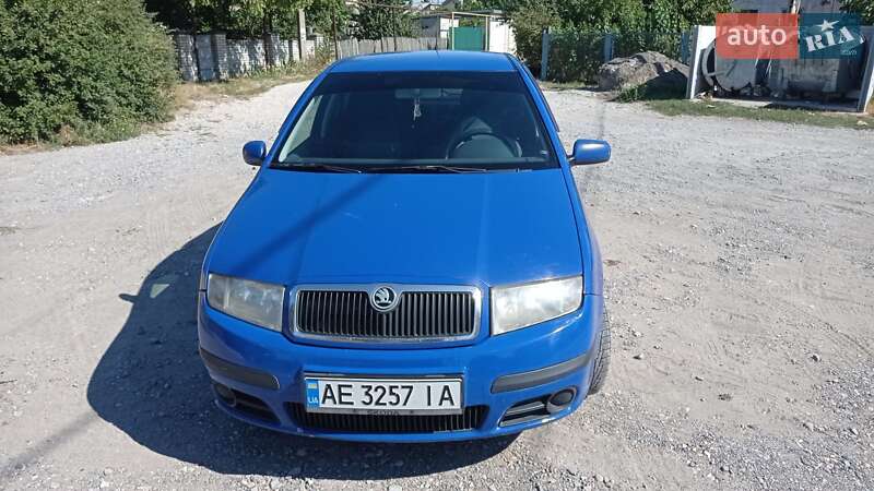 Хэтчбек Skoda Fabia 2006 в Запорожье