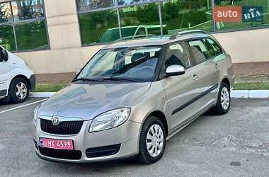 Універсал Skoda Fabia 2008 в Харкові