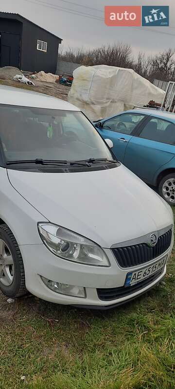 Универсал Skoda Fabia 2013 в Днепре