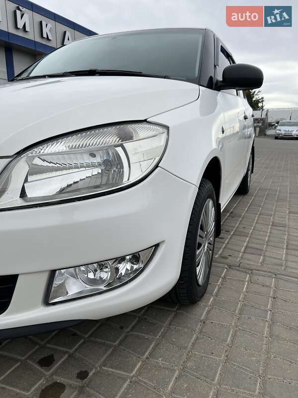 Хетчбек Skoda Fabia 2012 в Роздільній