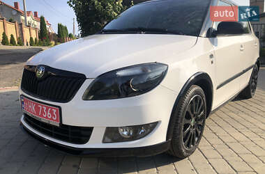 Хэтчбек Skoda Fabia 2012 в Луцке