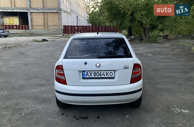 Хэтчбек Skoda Fabia 2007 в 
