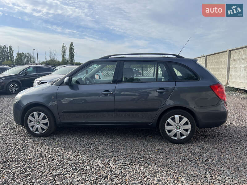 Универсал Skoda Fabia 2009 в Черкассах
