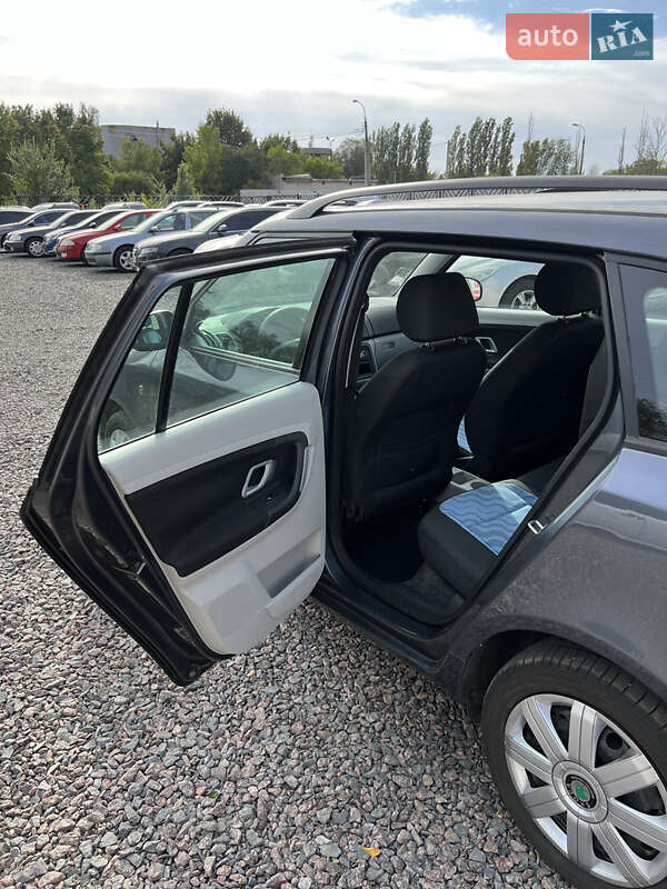 Универсал Skoda Fabia 2009 в Черкассах
