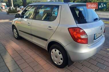 Хэтчбек Skoda Fabia 2008 в 
