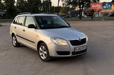 Універсал Skoda Fabia 2009 в Тернополі