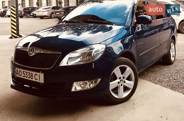 Универсал Skoda Fabia 2011 в Ужгороде