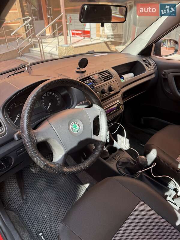 Хетчбек Skoda Fabia 2008 в Києві