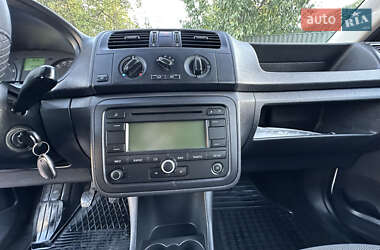 Хэтчбек Skoda Fabia 2011 в 