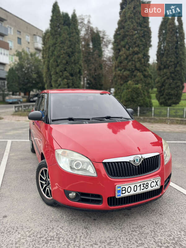 Хетчбек Skoda Fabia 2007 в Гусятині