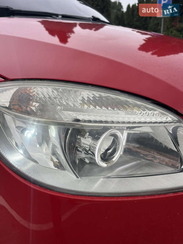 Хетчбек Skoda Fabia 2007 в Гусятині