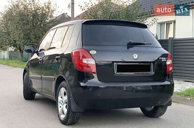 Хэтчбек Skoda Fabia 2008 в 
