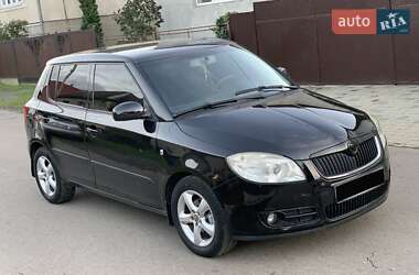 Хэтчбек Skoda Fabia 2008 в 