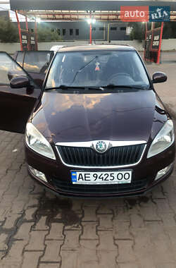 Хэтчбек Skoda Fabia 2011 в Кривом Роге