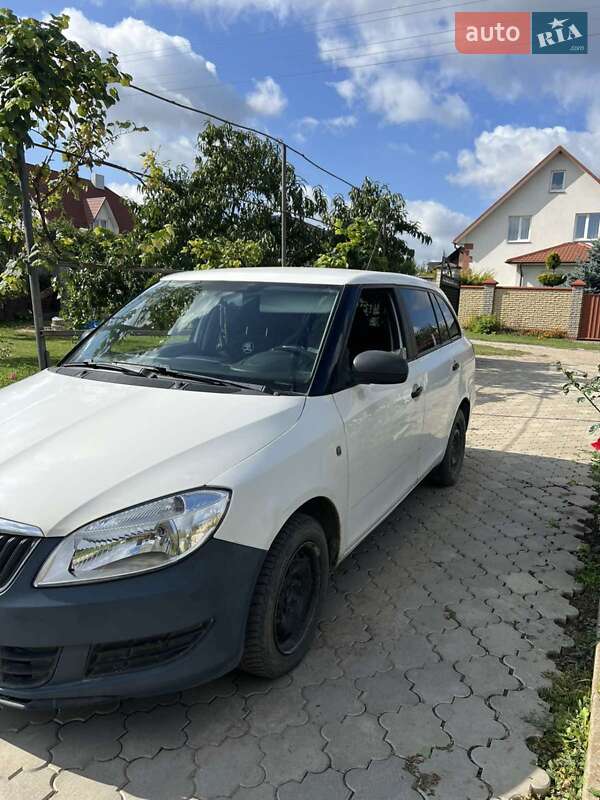 Універсал Skoda Fabia 2010 в Луцьку