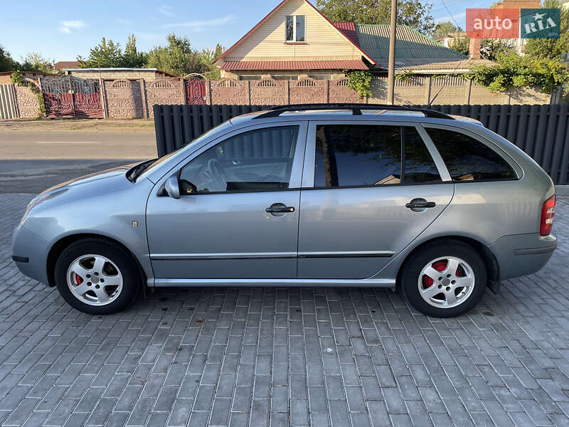Універсал Skoda Fabia 2002 в Покрові