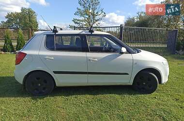 Хэтчбек Skoda Fabia 2008 в 