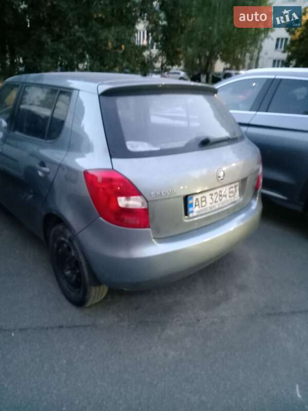 Хетчбек Skoda Fabia 2013 в Києві