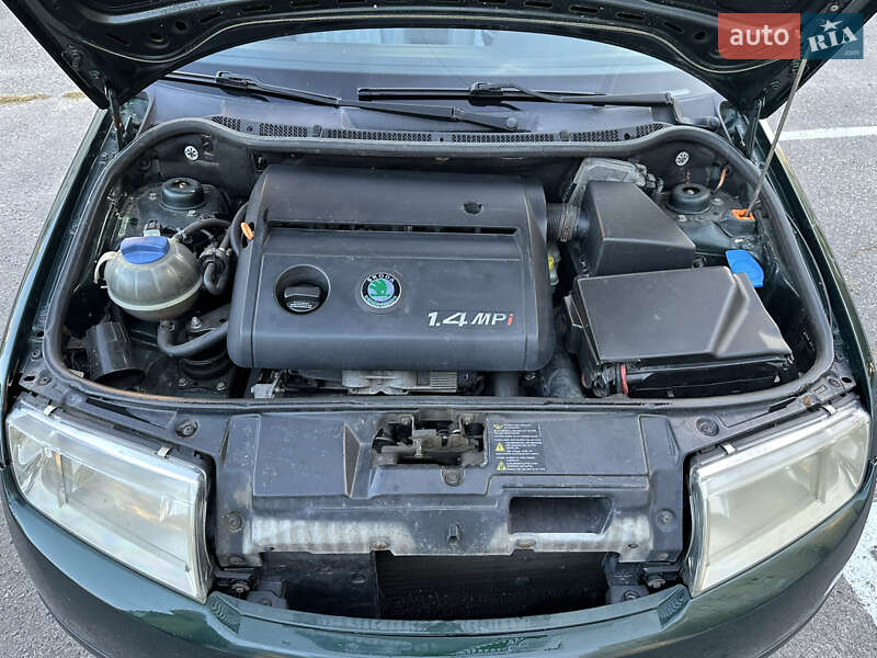 Хэтчбек Skoda Fabia 2001 в Харькове