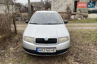 Хэтчбек Skoda Fabia 2002 в Житомире