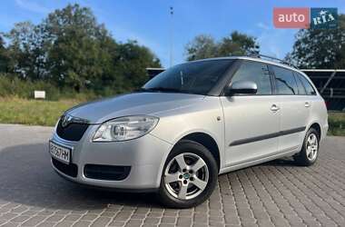 Универсал Skoda Fabia 2009 в Виннице