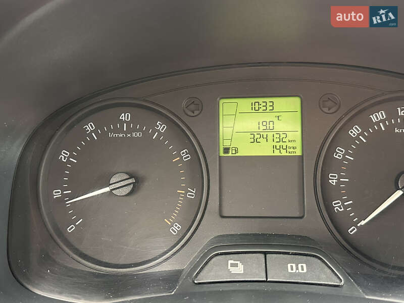 Універсал Skoda Fabia 2012 в Ужгороді