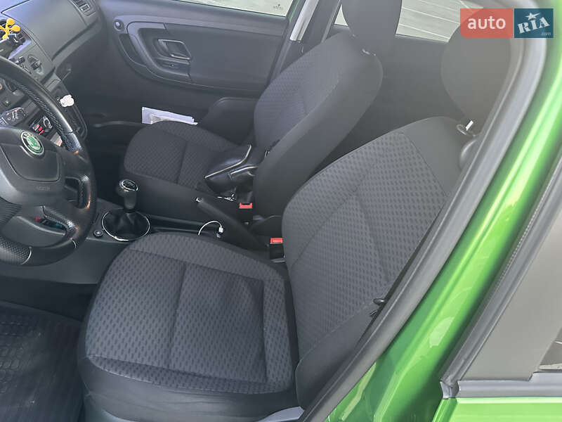 Хетчбек Skoda Fabia 2012 в Києві