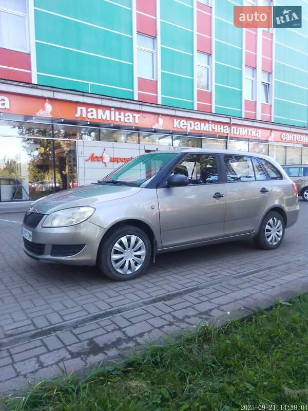 Skoda Fabia 2012