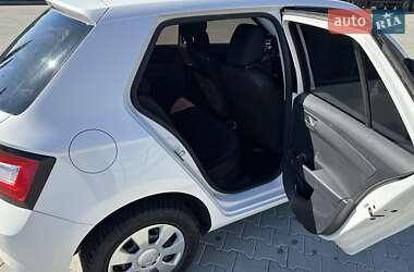 Хэтчбек Skoda Fabia 2018 в 