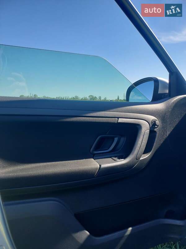 Універсал Skoda Fabia 2011 в Полтаві