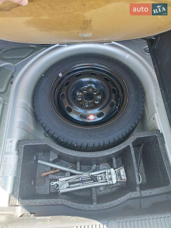 Універсал Skoda Fabia 2011 в Полтаві