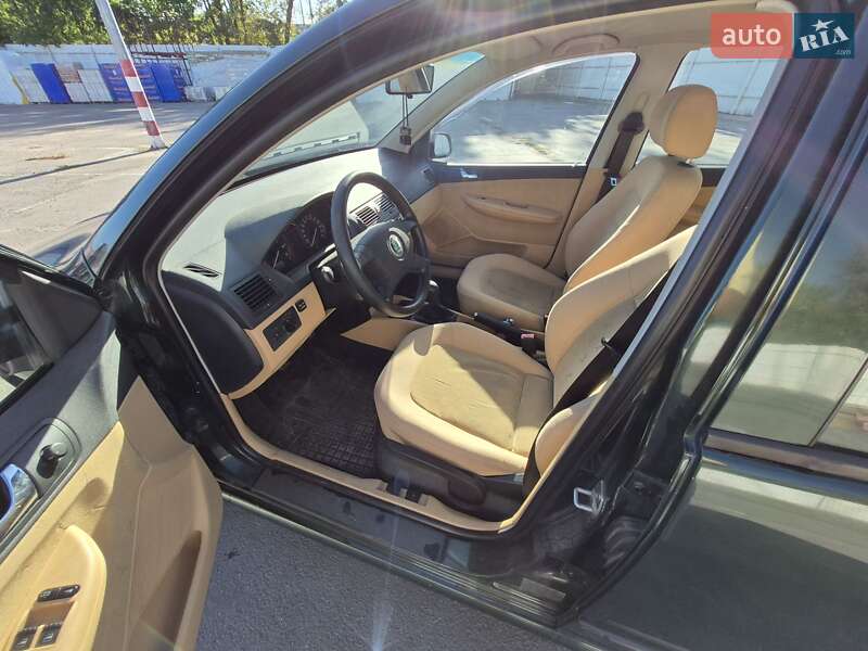 Хэтчбек Skoda Fabia 1999 в Кременчуге