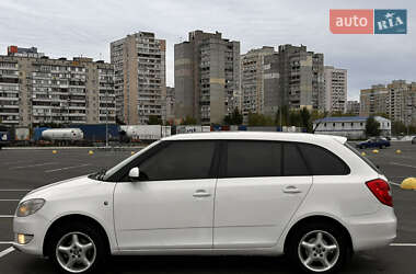 Универсал Skoda Fabia 2010 в 