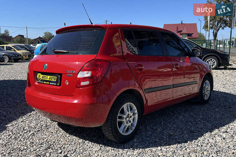 Хэтчбек Skoda Fabia 2012 в Коломые