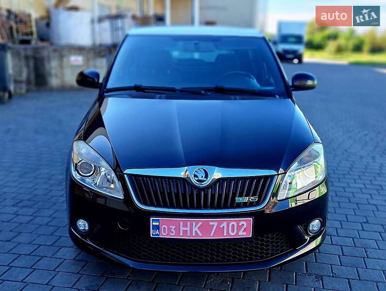 Хэтчбек Skoda Fabia 2010 в Львове