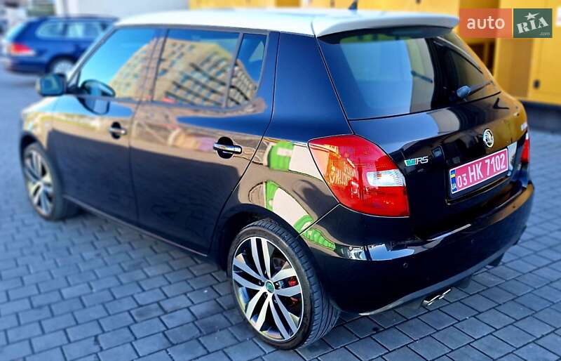 Хэтчбек Skoda Fabia 2010 в Львове