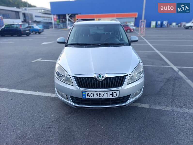 Хэтчбек Skoda Fabia 2010 в Кременчуге