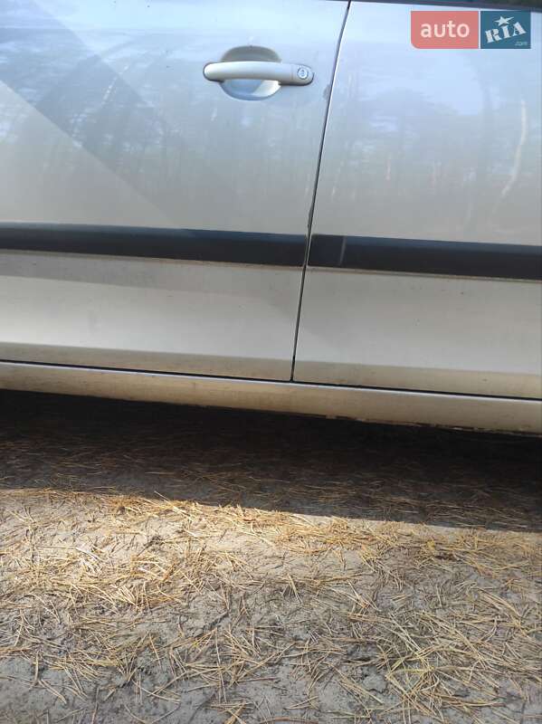 Универсал Skoda Fabia 2008 в Лебедине