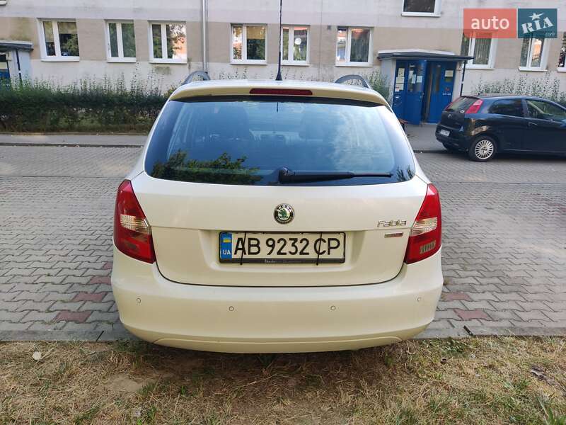 Універсал Skoda Fabia 2011 в Вінниці