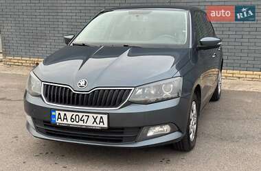 Хэтчбек Skoda Fabia 2018 в 