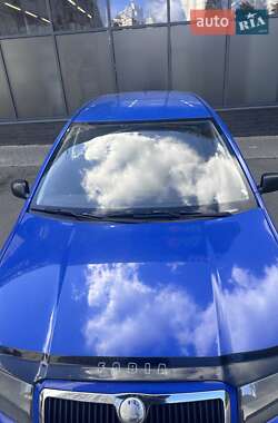 Хэтчбек Skoda Fabia 2006 в 
