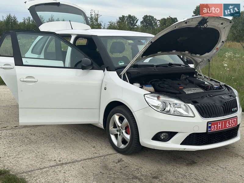 Універсал Skoda Fabia 2012 в Сарнах