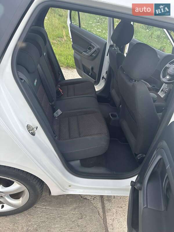 Універсал Skoda Fabia 2012 в Сарнах